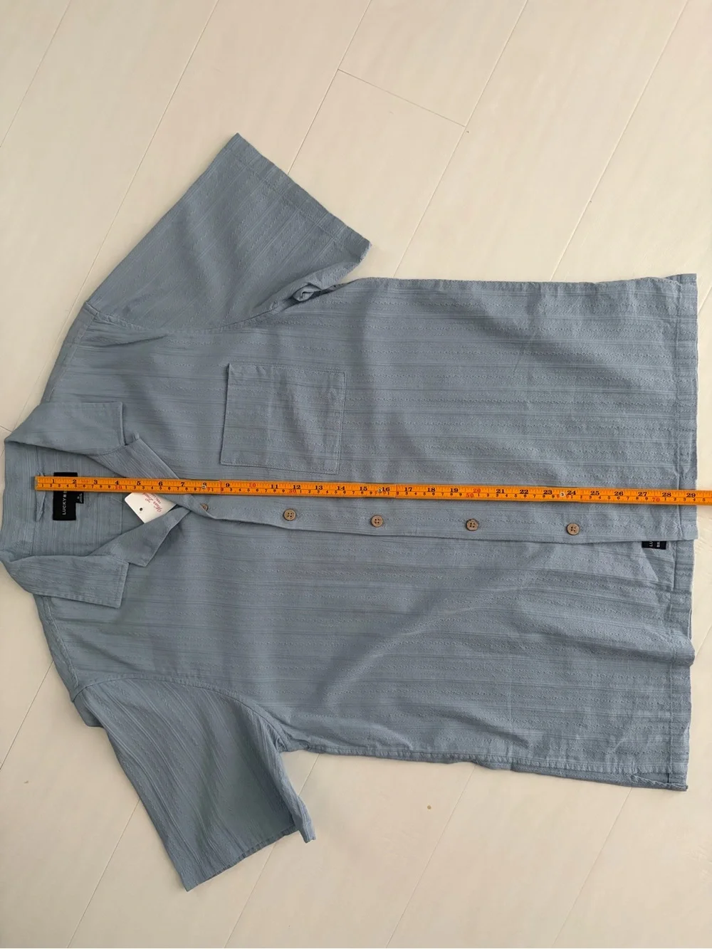 Lucky Brand Men’s Light Blue Short-Sleeve Shirt size Medium Cotton Dobby Stripe - Picture 11 of 14